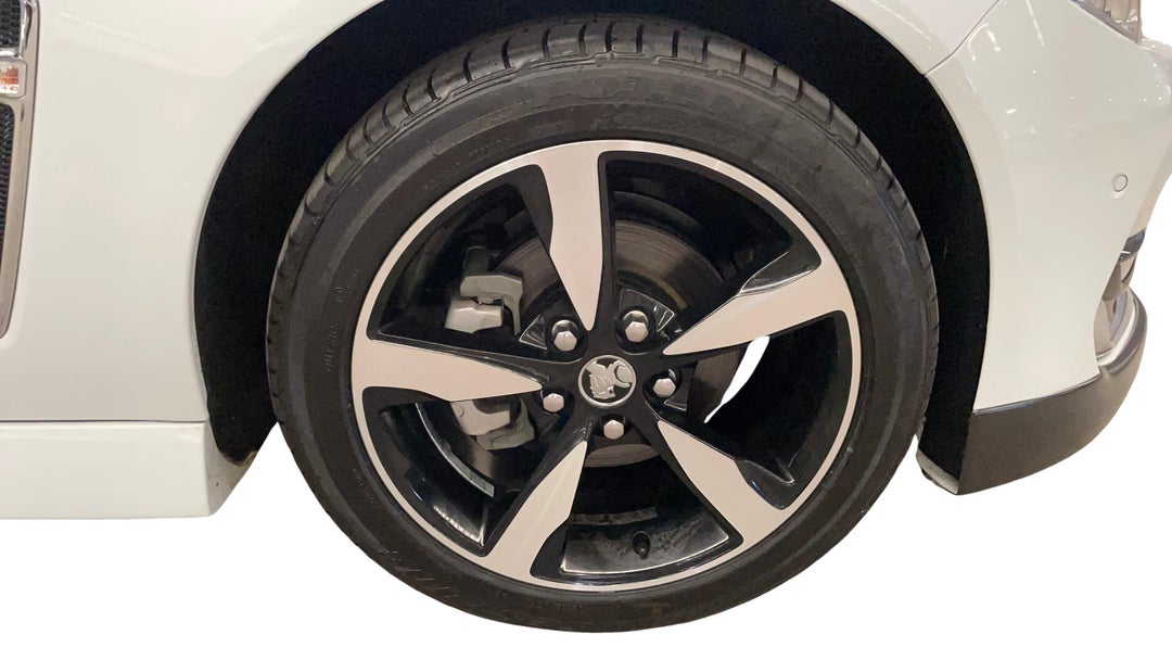 2017 Holden Commodore Sv6, Automatic, 65205 km, Right Front Wheel