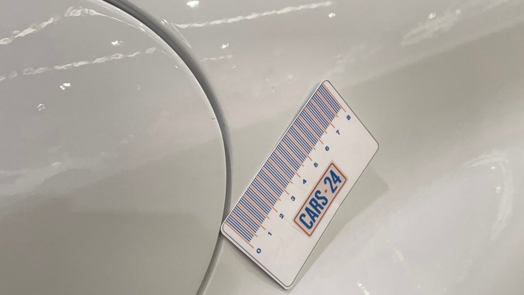 2017 Holden Commodore Sv6, Automatic, 65205 km, Quarter Panel Rear RHS Dent