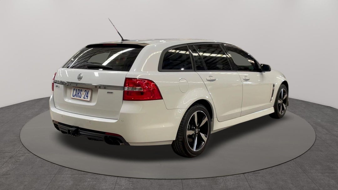 2017 Holden Commodore Sv6, Automatic, 65205 km, Right Back Diagonal (45- Degree) View