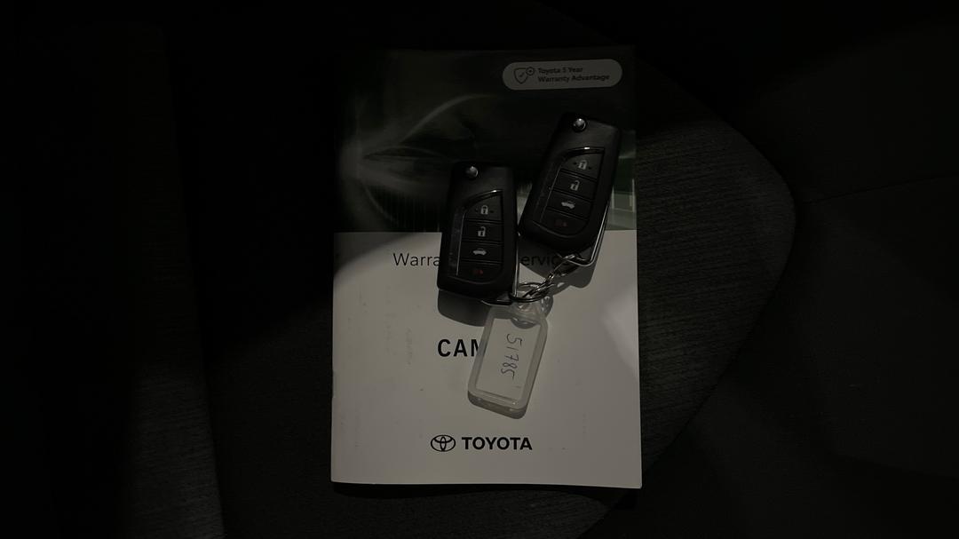 2021 Toyota Camry Ascent, Automatic, 61946 km, Key Close-up