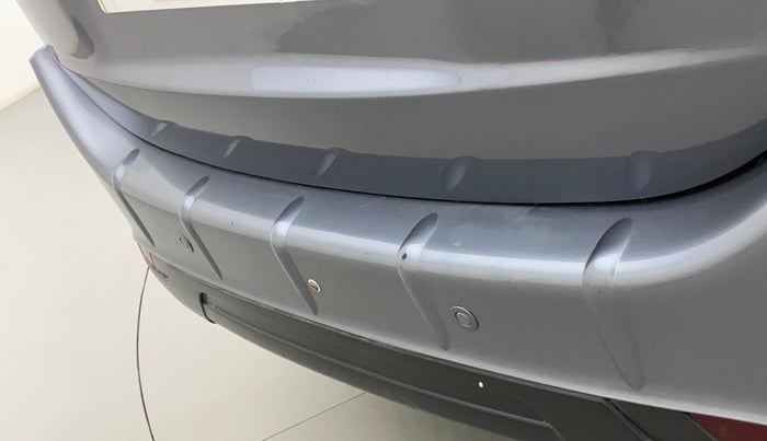 2014 Mahindra XUV500 W6, Diesel, Manual, 1,33,365 km, Infotainment system - Parking sensor not working