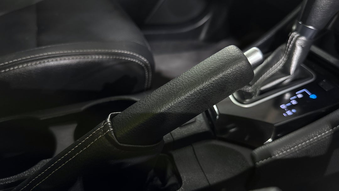 2018 Toyota Corolla Zr, Automatic, 78210 km, Handbrake