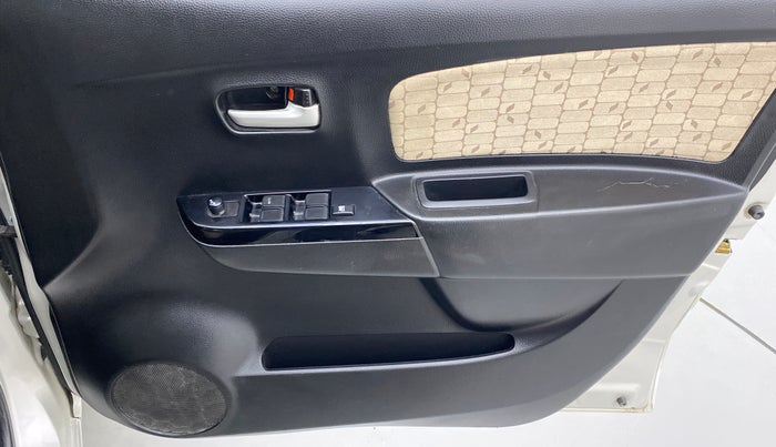 2018 Maruti Wagon R 1.0 VXI AMT, Petrol, Automatic, 51,501 km, Driver Side Door Panels Control