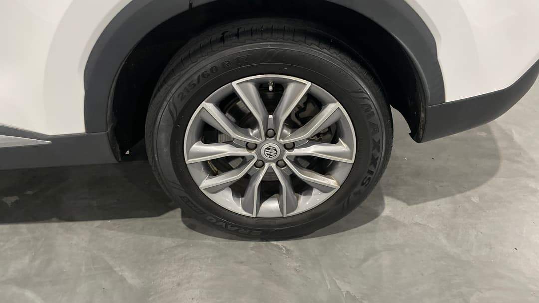 2021 MG HS Core, Automatic, 69476 km, Left Rear Wheel