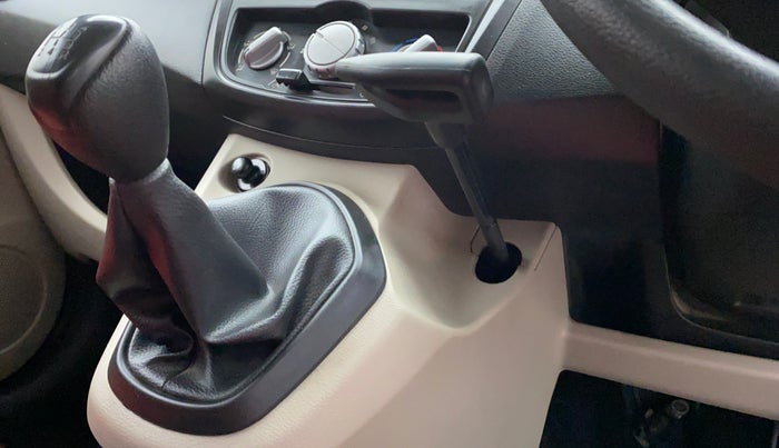 2018 Datsun Go Plus T, Petrol, Manual, 29,054 km, Gear Lever
