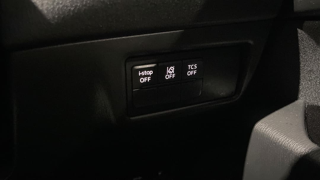 2024 Mazda CX-5 G20 Maxx (FWD), Automatic, 30763 km, Utility Switches/Buttons