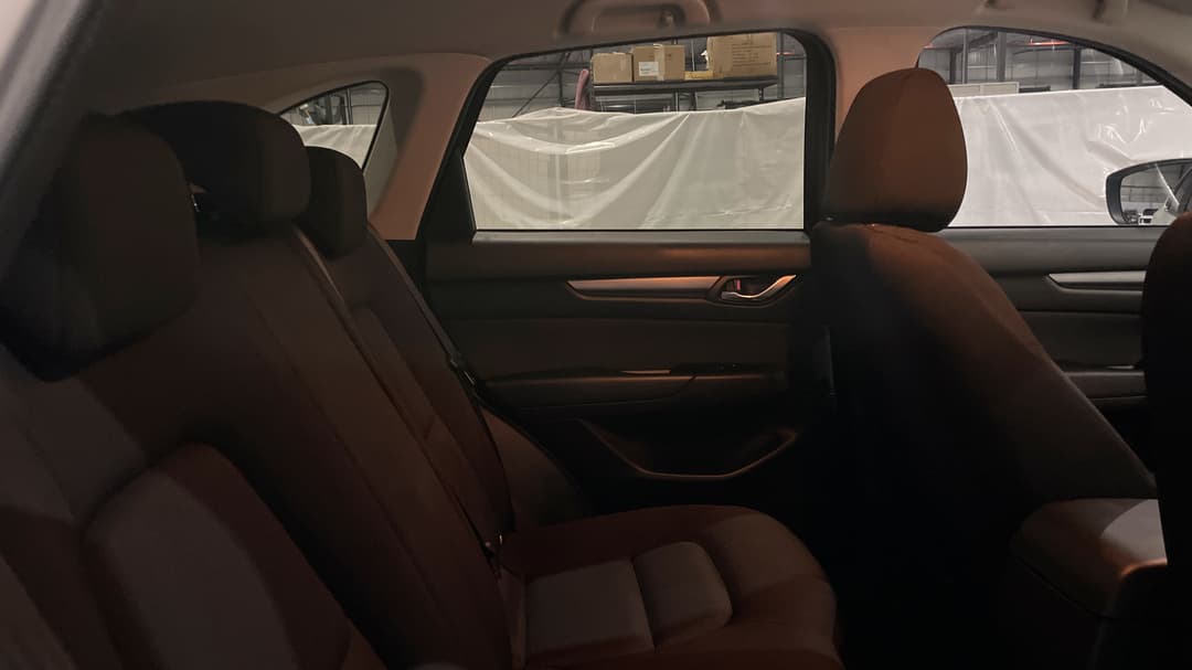 2024 Mazda CX-5 G20 Maxx (FWD), Automatic, 30763 km, Right Side Rear Door Cabin View