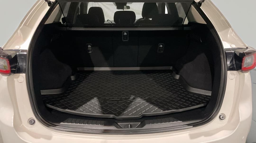 2024 Mazda CX-5 G20 Maxx (FWD), Automatic, 30763 km, Boot Inside View