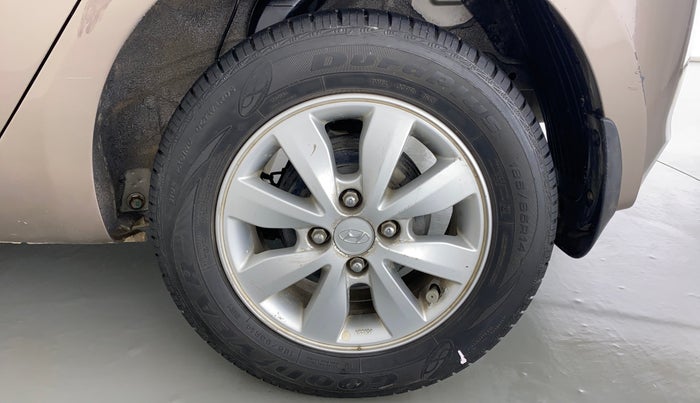 2013 Hyundai i20 SPORTZ 1.2 VTVT, Petrol, Manual, 31,937 km, Left Rear Wheel