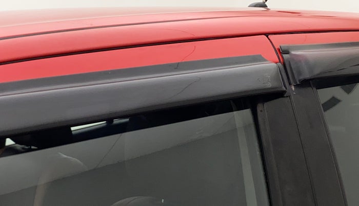 2017 Maruti Swift ZXI, Petrol, Manual, 52,414 km, Front passenger door - Door visor damaged