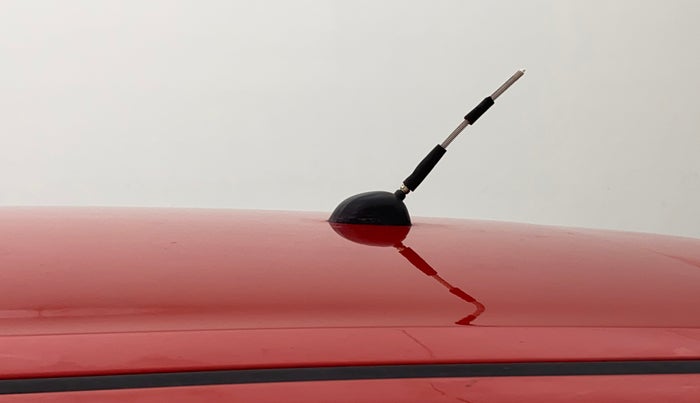 2017 Maruti Swift ZXI, Petrol, Manual, 52,414 km, Roof - Antenna has minor damage