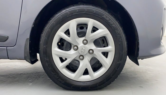 2017 Hyundai Grand i10 MAGNA 1.2 KAPPA VTVT, Petrol, Manual, 64,350 km, Right Front Tyre