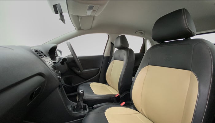 2019 Volkswagen Polo COMFORTLINE 1.0 PETROL, Petrol, Manual, 27,681 km, Right Side Front Door Cabin