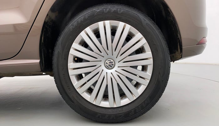 2019 Volkswagen Polo COMFORTLINE 1.0 PETROL, Petrol, Manual, 27,681 km, Left Rear Wheel