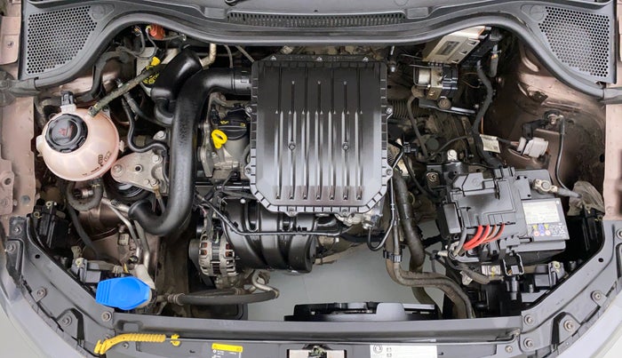 2019 Volkswagen Polo COMFORTLINE 1.0 PETROL, Petrol, Manual, 27,681 km, Open Bonet