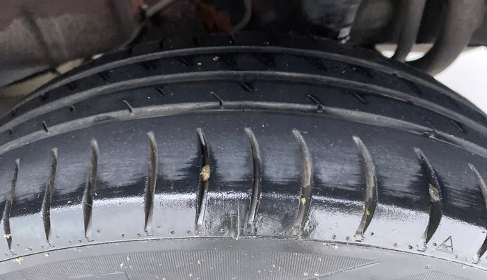 2014 Datsun Go T, Petrol, Manual, 65,470 km, Left Rear Tyre Tread