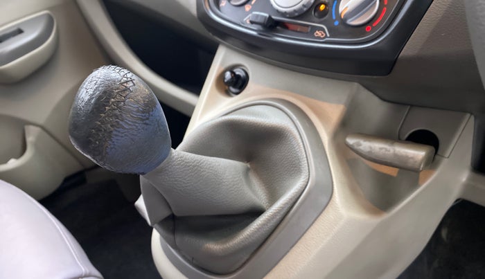 2014 Datsun Go T, Petrol, Manual, 65,470 km, Gear Lever