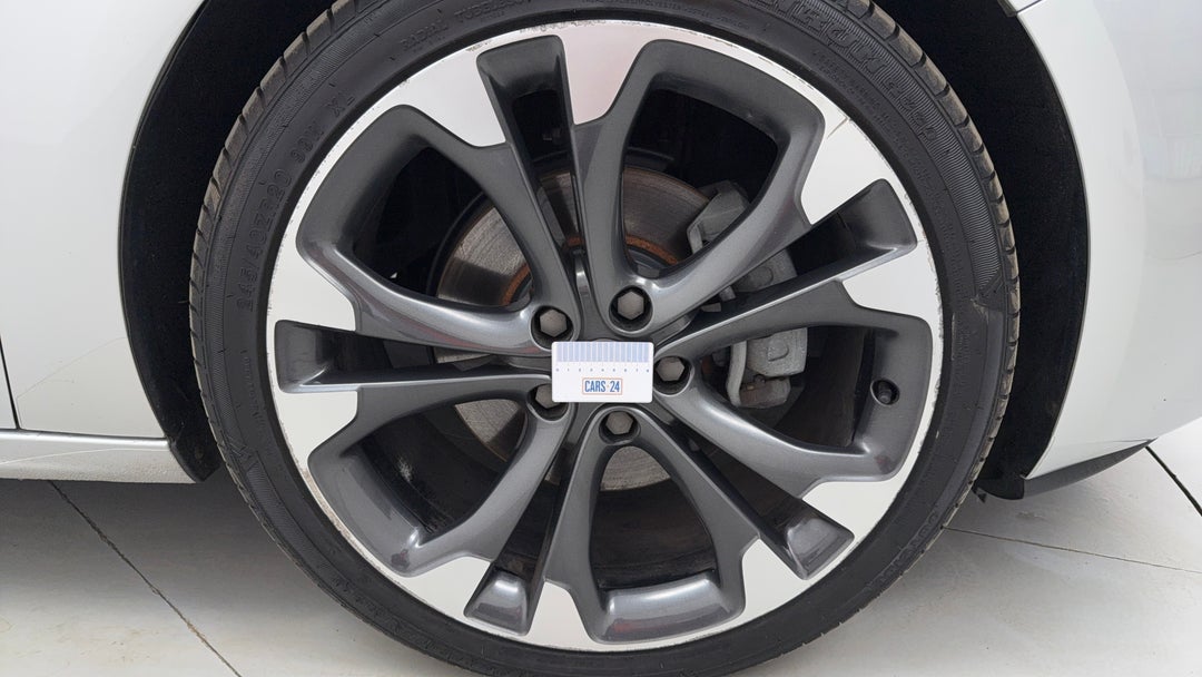 Wheels Rim Front RHS Gutter Rash