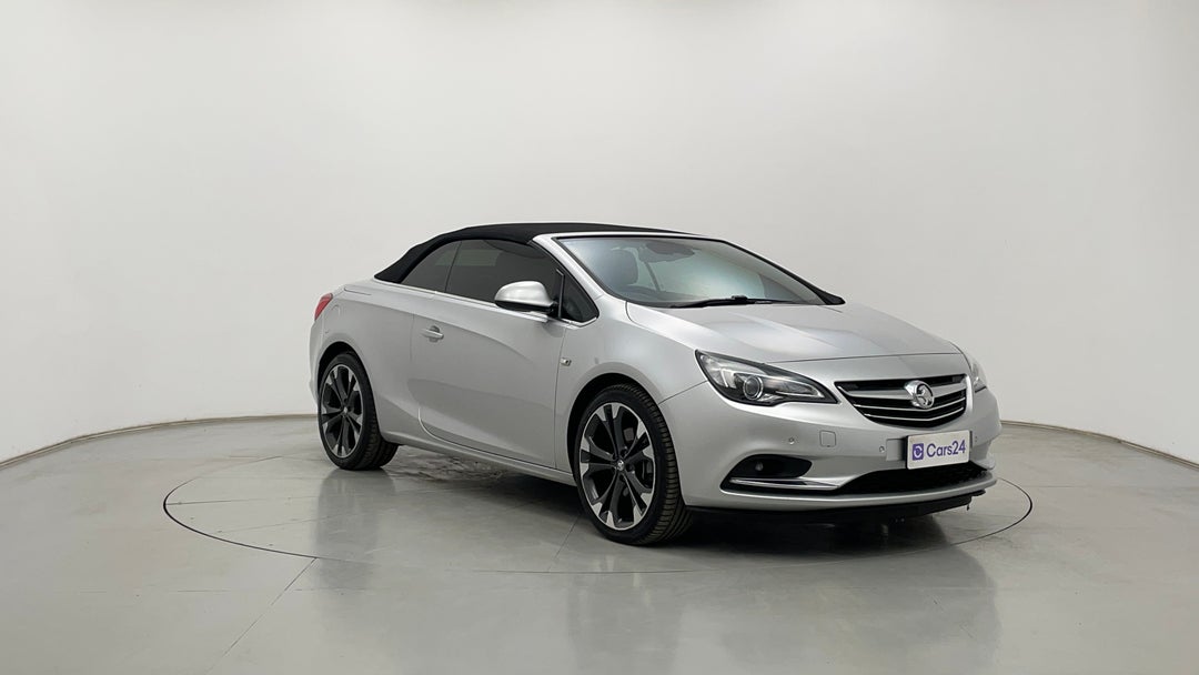 Right Front Diagonal (45- Degree) View