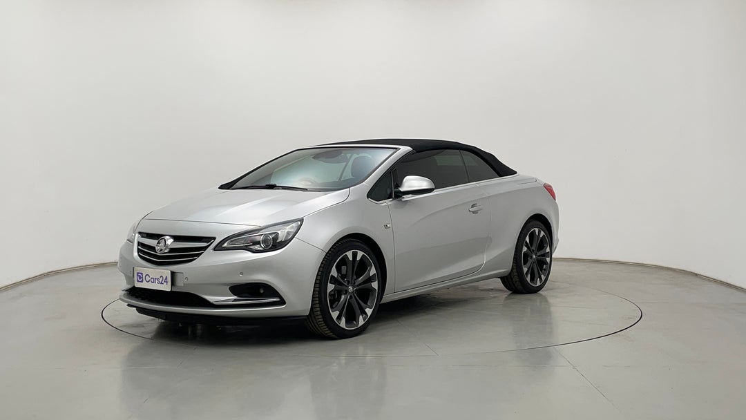 Left Front Diagonal (45- Degree) View