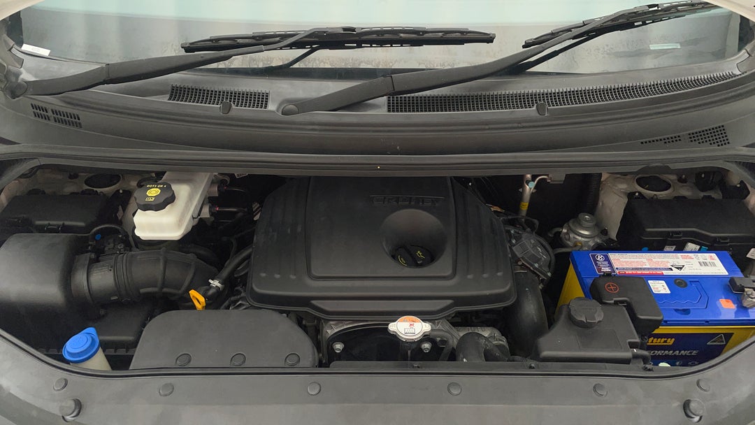 2017 Hyundai Iload 3s Liftback, Automatic, 156652 km, Open Bonnet (Engine)