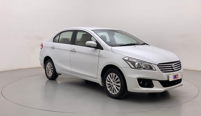 2014 Maruti Ciaz ZXI, Petrol, Manual, 70,337 km, Right Front Diagonal