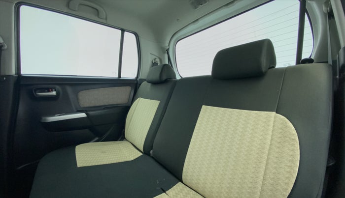 2015 Maruti Wagon R 1.0 VXI, Petrol, Manual, 43,009 km, Right Side Rear Door Cabin