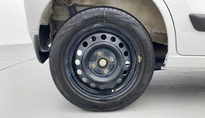2015 Maruti Wagon R 1.0 VXI, Petrol, Manual, 43,009 km, Right Rear Wheel