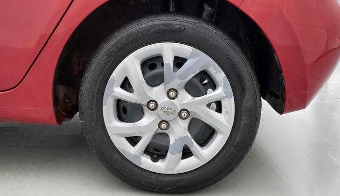 2017 Hyundai Grand i10 SPORTZ 1.2 KAPPA VTVT, CNG, Manual, 38,860 km, Left Rear Wheel