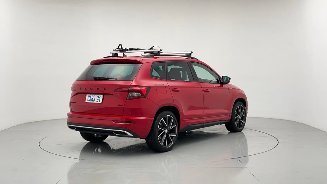 Right Back Diagonal (45- Degree) View