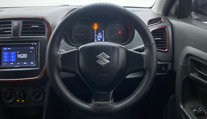 2018 Maruti Vitara Brezza VDI, Diesel, Manual, 81,162 km, Steering Wheel Close Up