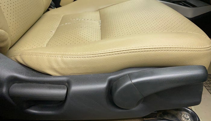 2017 Honda City 1.5L I-VTEC SV, Petrol, Manual, 79,080 km, Driver Side Adjustment Panel