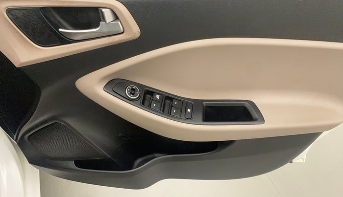 2019 Hyundai Elite i20 MAGNA PLUS 1.2, Petrol, Manual, 17,754 km, Driver Side Door Panels Control