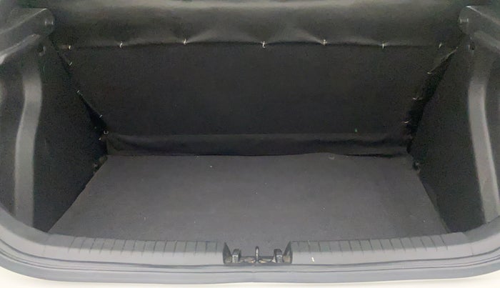 2019 Hyundai Elite i20 MAGNA PLUS 1.2, Petrol, Manual, 17,754 km, Boot Inside