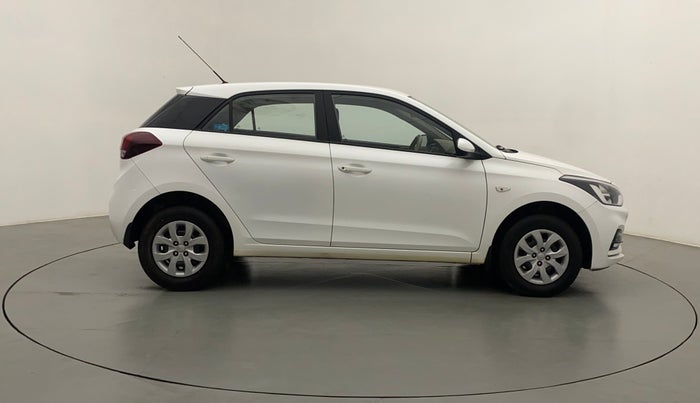 2019 Hyundai Elite i20 MAGNA PLUS 1.2, Petrol, Manual, 17,754 km, Right Side