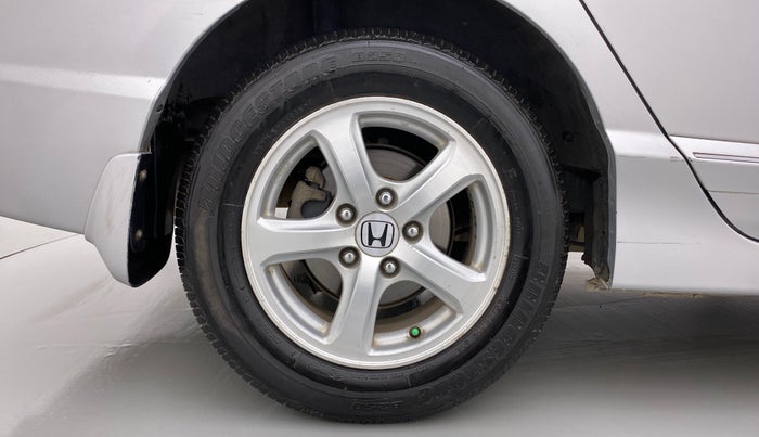 2010 Honda Civic 1.8L I-VTEC V MT, Petrol, Manual, 1,12,814 km, Right Rear Wheel