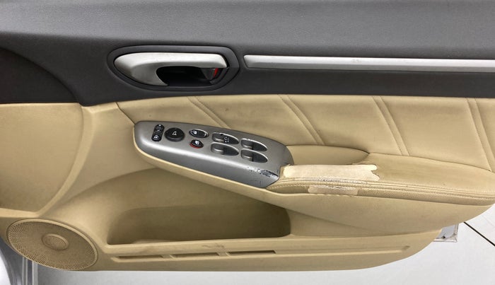 2010 Honda Civic 1.8L I-VTEC V MT, Petrol, Manual, 1,12,814 km, Driver Side Door Panels Control