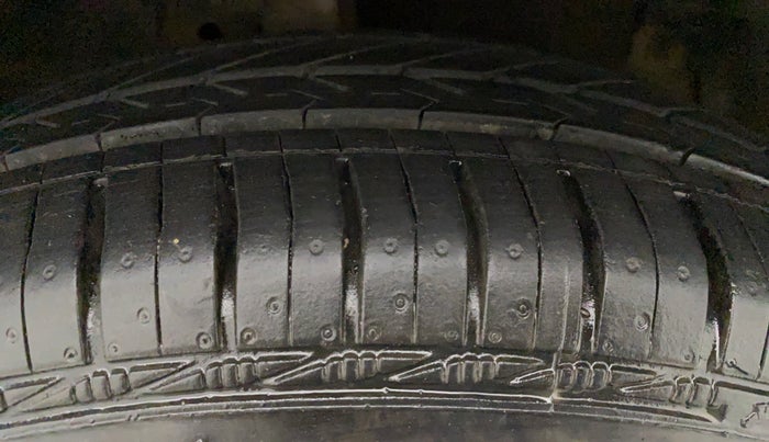 2012 Maruti Swift VDI, Diesel, Manual, 63,847 km, Left Rear Tyre Tread