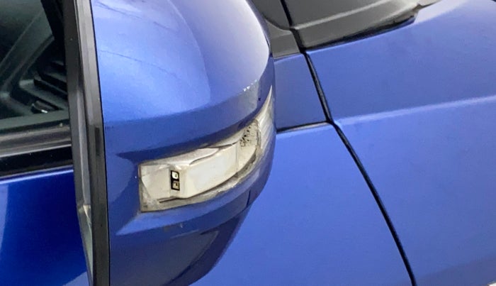 2012 Maruti Swift VDI, Diesel, Manual, 63,847 km, Right rear-view mirror - Indicator light has minor damage