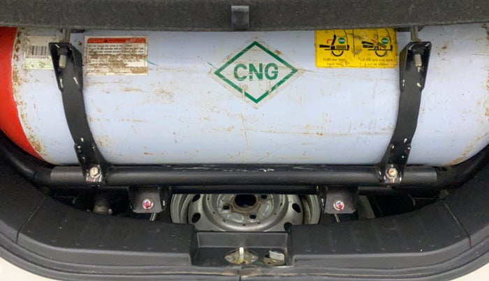2015 Maruti Wagon R 1.0 LXI CNG, CNG, Manual, 78,586 km, Boot Inside