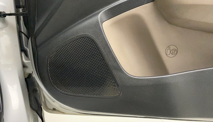 2016 Hyundai Grand i10 MAGNA 1.2 KAPPA VTVT, Petrol, Manual, 29,811 km, Infotainment system - Front speakers missing / not working