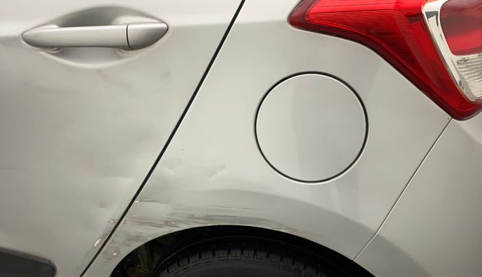 2016 Hyundai Grand i10 MAGNA 1.2 KAPPA VTVT, Petrol, Manual, 29,811 km, Left quarter panel - Minor scratches