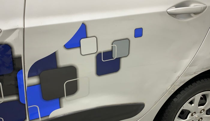2016 Hyundai Grand i10 MAGNA 1.2 KAPPA VTVT, Petrol, Manual, 29,811 km, Rear left door - Minor scratches