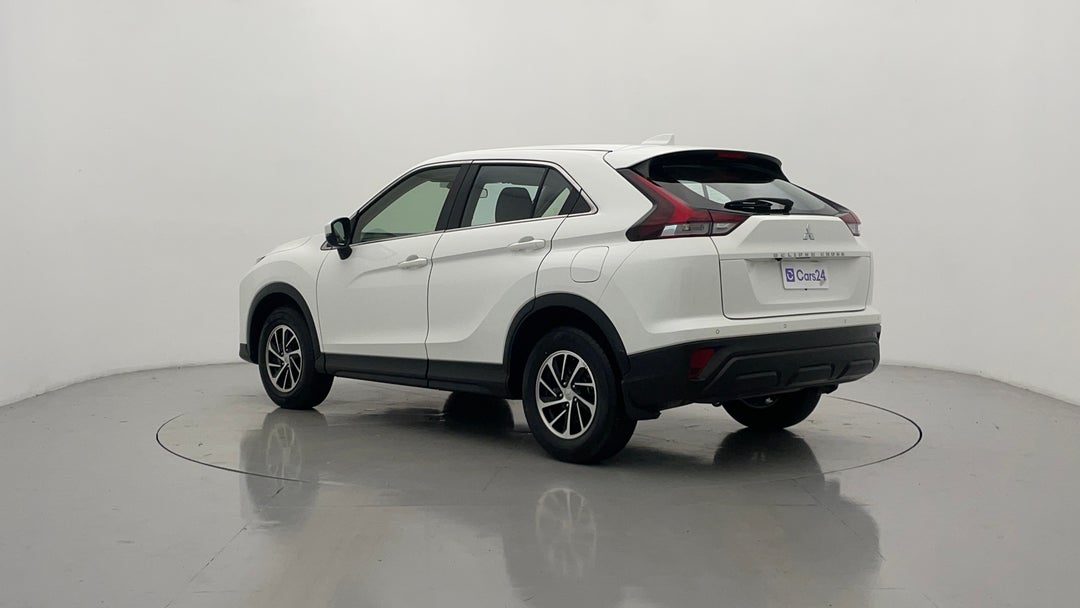 Left Back Diagonal (45- Degree) View