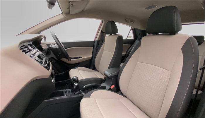 2014 Hyundai Elite i20 ASTA 1.2, Petrol, Manual, 43,147 km, Right Side Front Door Cabin View