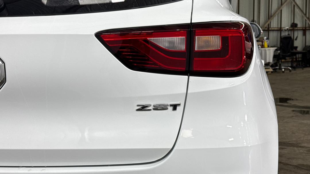2023 MG ZS Excite, Automatic, 31961 km, Badge (Boot Right Side)
