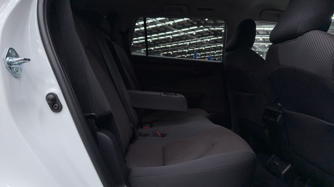2025 Toyota Kluger Gx Hybrid AWD, Automatic, 11816 km, Right Side Rear Door Cabin View