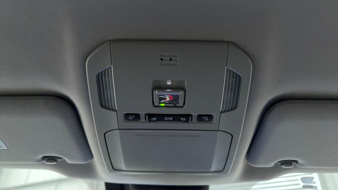 2025 Toyota Kluger Gx Hybrid AWD, Automatic, 11816 km, On-Roof Controls/Sunglass holder
