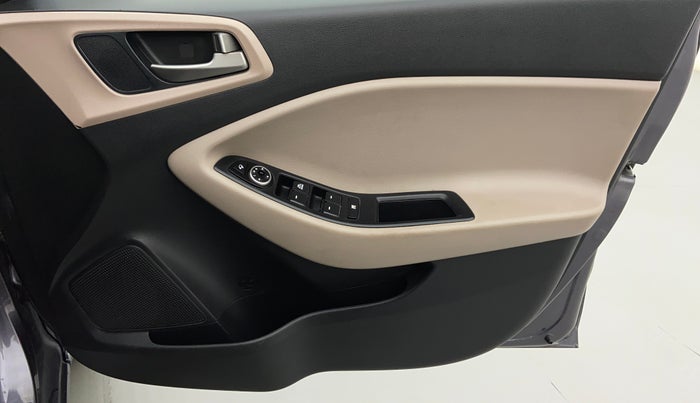 2017 Hyundai Elite i20 SPORTZ 1.2, Petrol, Manual, 25,894 km, Driver Side Door Panels Control