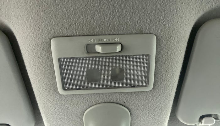 2016 Maruti Ritz LDI, Diesel, Manual, 61,030 km, Ceiling - Roof light/s not working